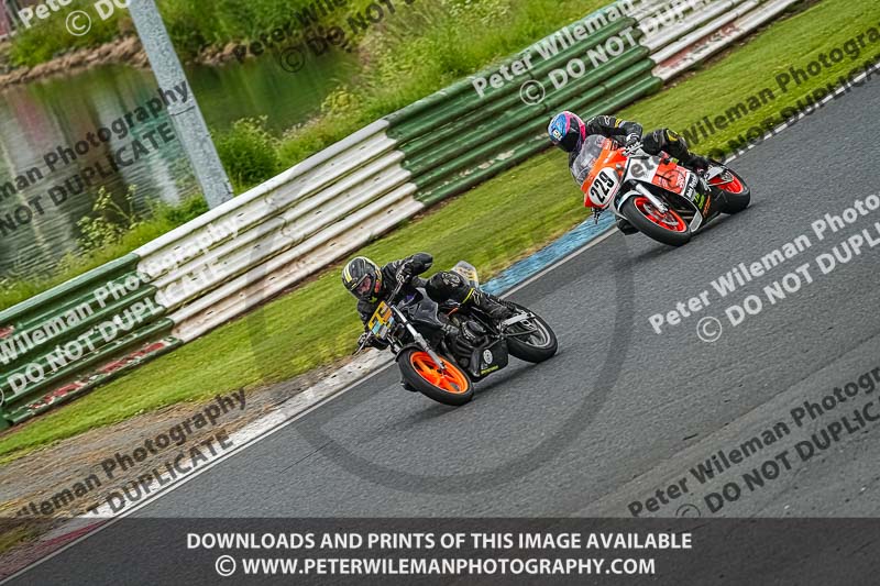 enduro digital images;event digital images;eventdigitalimages;mallory park;mallory park photographs;mallory park trackday;mallory park trackday photographs;no limits trackdays;peter wileman photography;racing digital images;trackday digital images;trackday photos